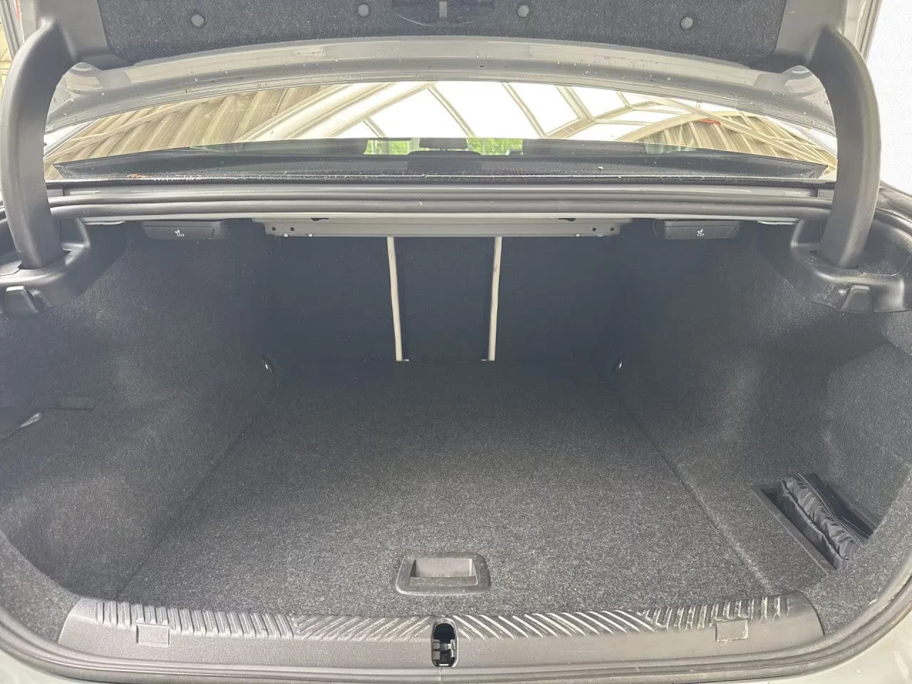 BMW i5 xDRIVE/394HP/M-SPORT-PRO/360/B&W/PANO/ACC/486z, снимка 6 - Автомобили и джипове - 54914932