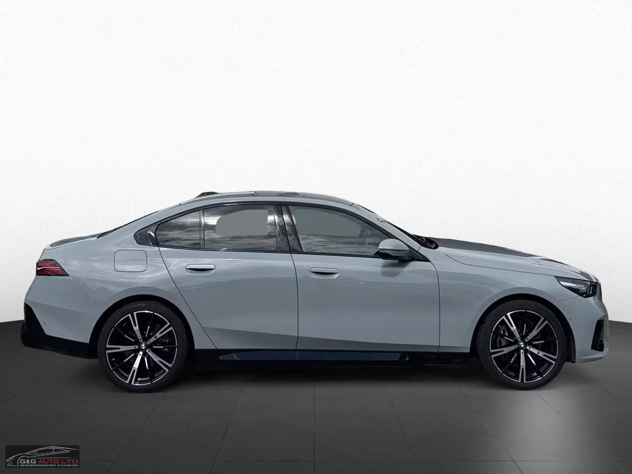 BMW i5 xDRIVE/394HP/M-SPORT-PRO/360/B&W/PANO/ACC/486z, снимка 4 - Автомобили и джипове - 54914932