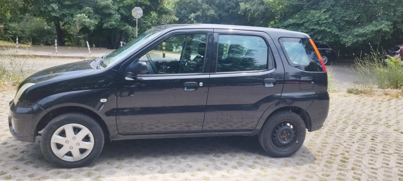 Subaru Justy G3X, снимка 5 - Автомобили и джипове - 55137573