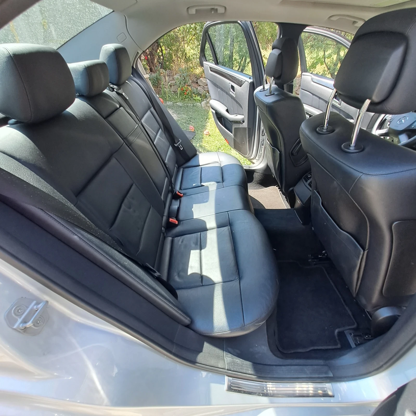 Mercedes-Benz E 250, снимка 7 - Автомобили и джипове - 55398434