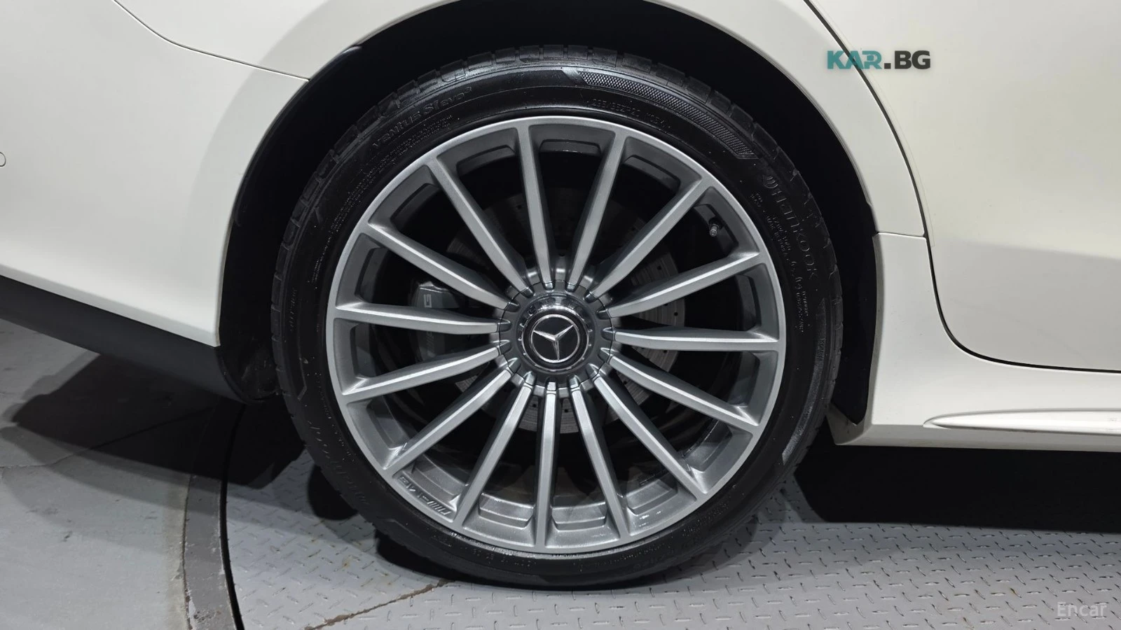 Mercedes-Benz AMG GT 43* 4MATIC* DISTRONIC* ПОДГРЕВ* ОБДУХВАНЕ* 360* HU, снимка 16 - Автомобили и джипове - 55403220