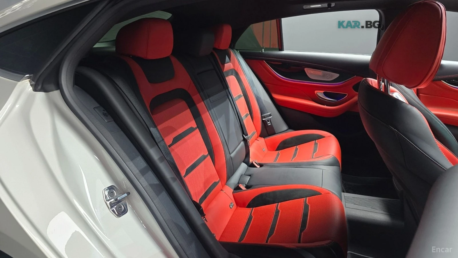 Mercedes-Benz AMG GT 43* 4MATIC* DISTRONIC* ПОДГРЕВ* ОБДУХВАНЕ* 360* HU, снимка 10 - Автомобили и джипове - 55403220