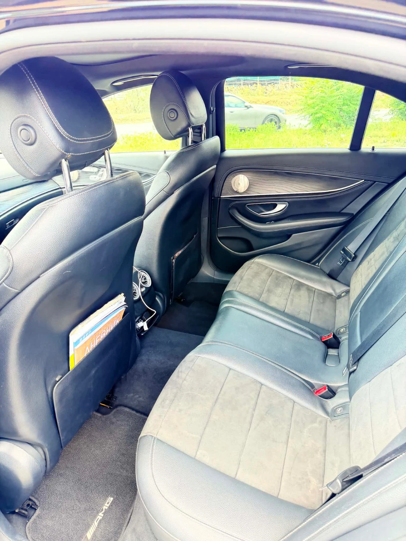 Mercedes-Benz E 220, снимка 10 - Автомобили и джипове - 55578577