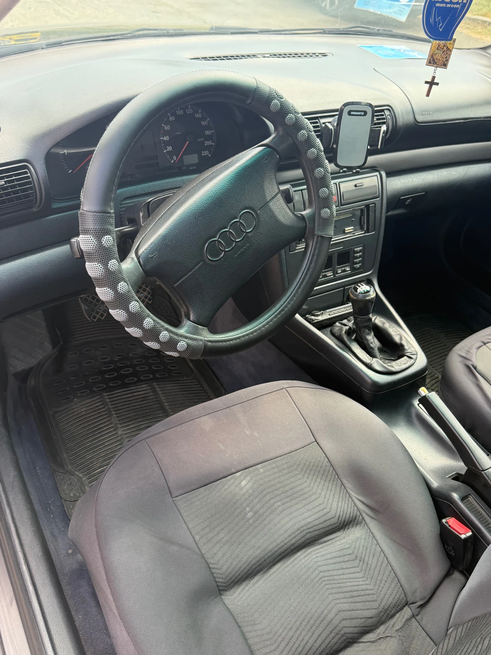 Audi A4, снимка 5 - Автомобили и джипове - 55834329
