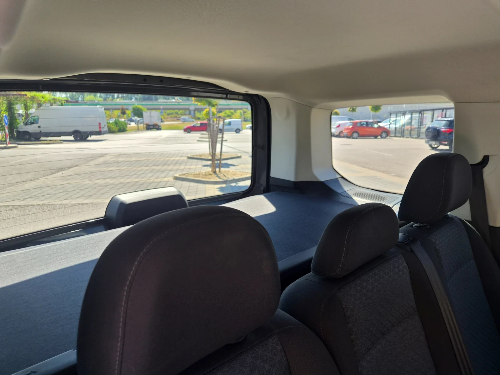Ford Tourneo Connect, снимка 7 - Автомобили и джипове - 56126170