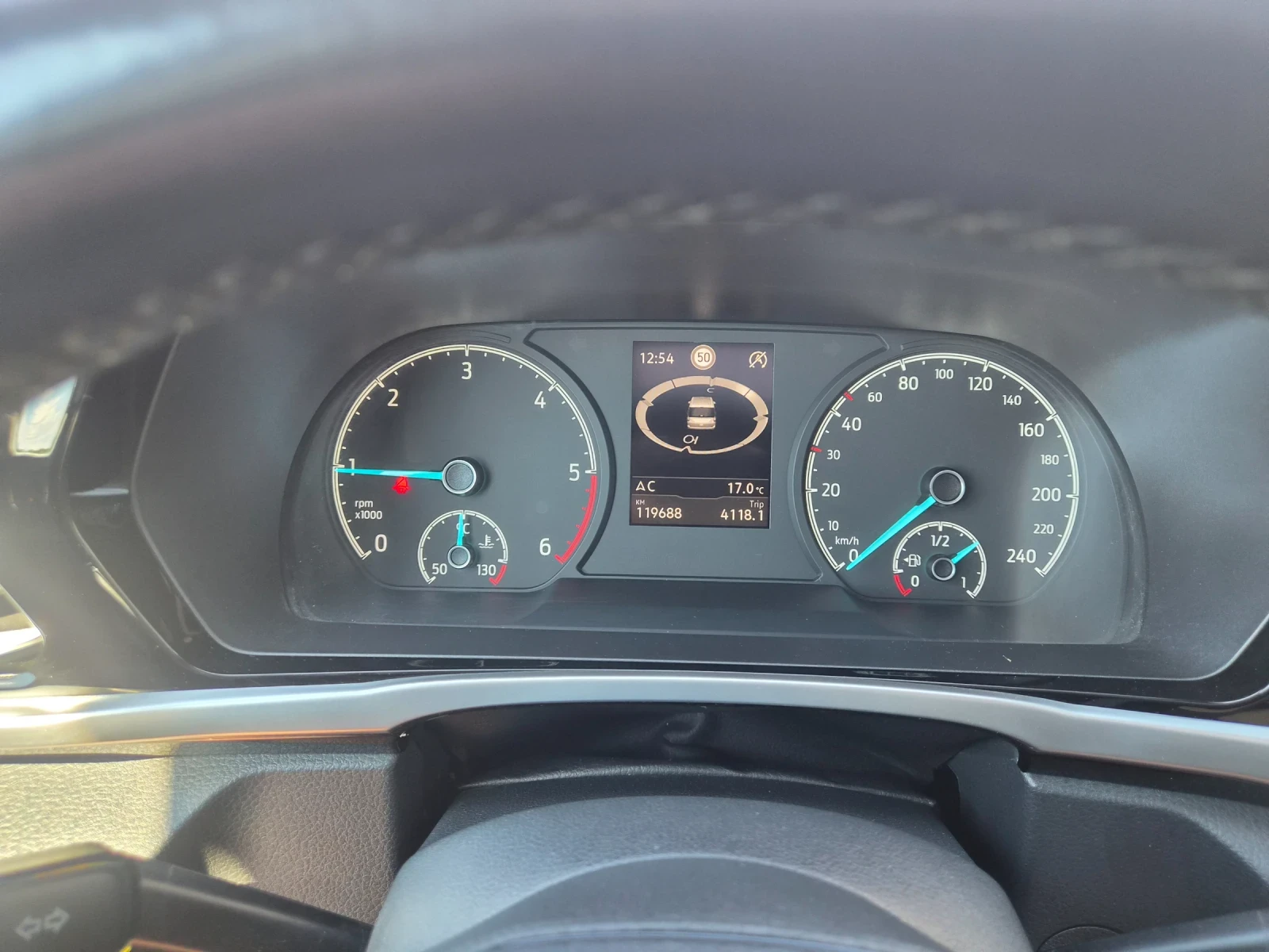 Ford Tourneo Connect, снимка 13 - Автомобили и джипове - 56126170