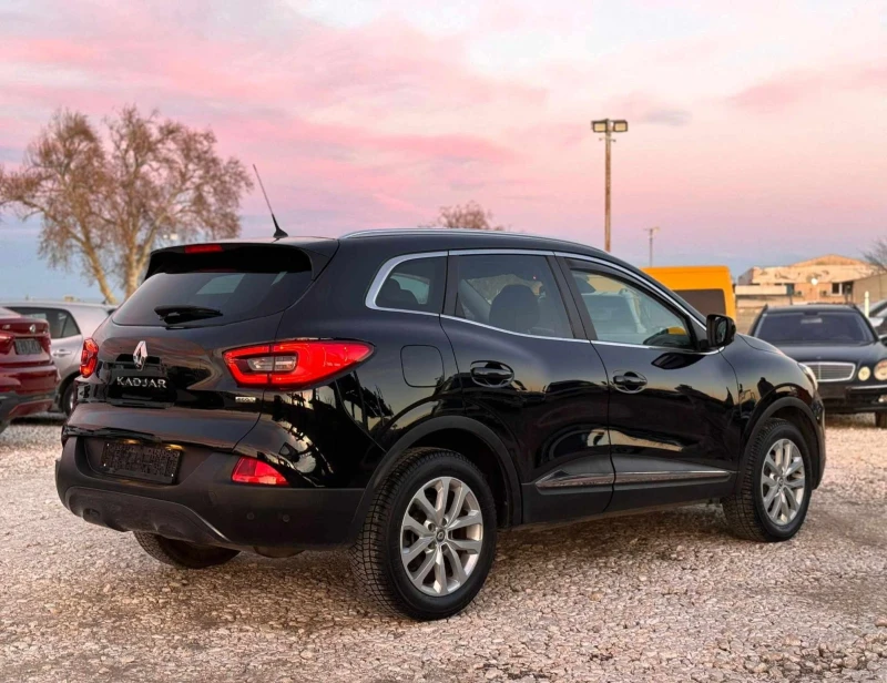 Renault Kadjar Кей лес , Камера, снимка 5 - Автомобили и джипове - 48790396