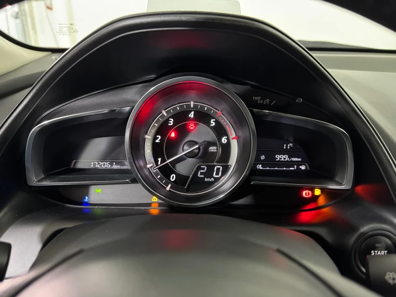 Mazda CX-3 1.5 d EXCEED - DISTRONIC/ BOSE/ HEAT/ HEAD UP/ KEY, снимка 11 - Автомобили и джипове - 52669946