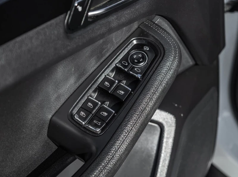 Porsche Macan S* AWD* АвтоКредит* (ЦЕНА ДО БГ), снимка 8 - Автомобили и джипове - 52857770