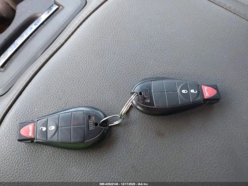 Dodge RAM 2500 6.4L V-8 VVT, 410HP 4X4 Drive, снимка 3 - Автомобили и джипове - 53046804