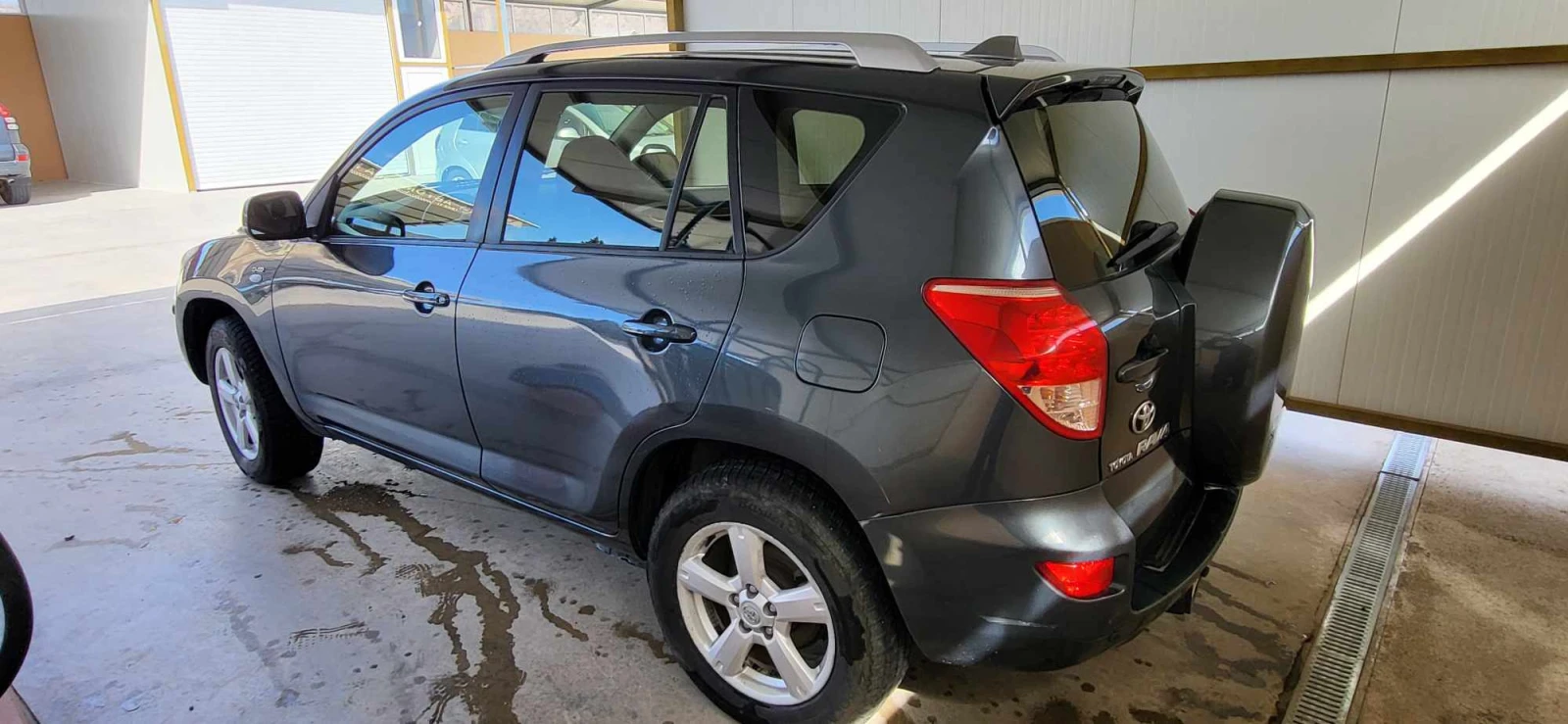 Toyota Rav4  - изображение 4