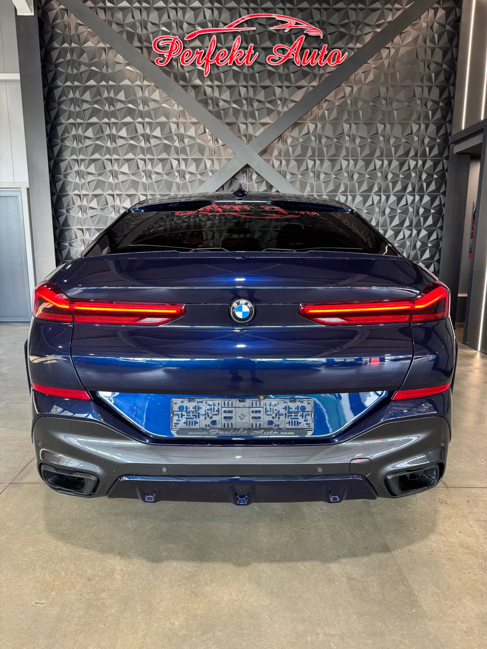 BMW X6 30d xDrive* SWAROVSKI* HARMAN/KARDON* ПАНОРАМА* M  - изображение 4