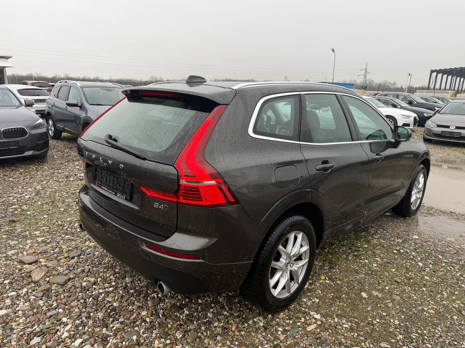 Volvo XC60 B4 AWD (KATO НОВА) - изображение 5