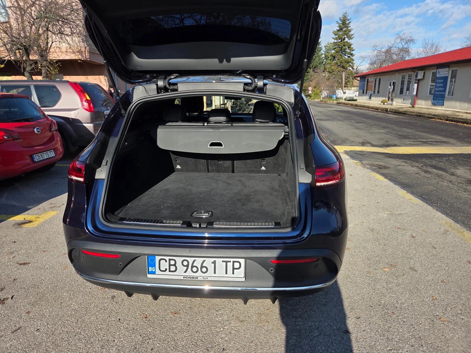 Mercedes-Benz EQC 400 - изображение 6