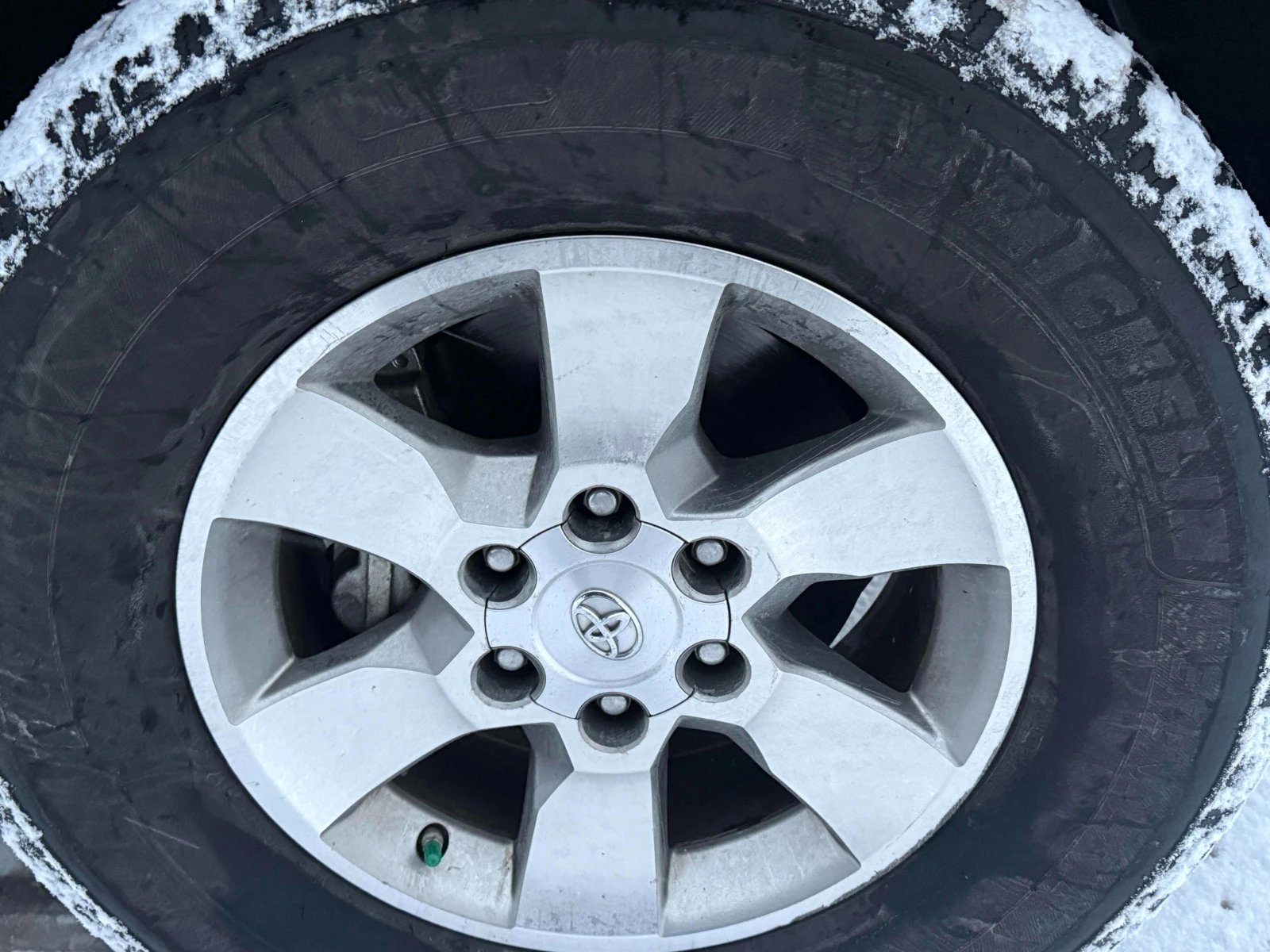 Toyota 4runner SR5* AWD* CARFAX* АВТО КРЕДИТ*  - изображение 6