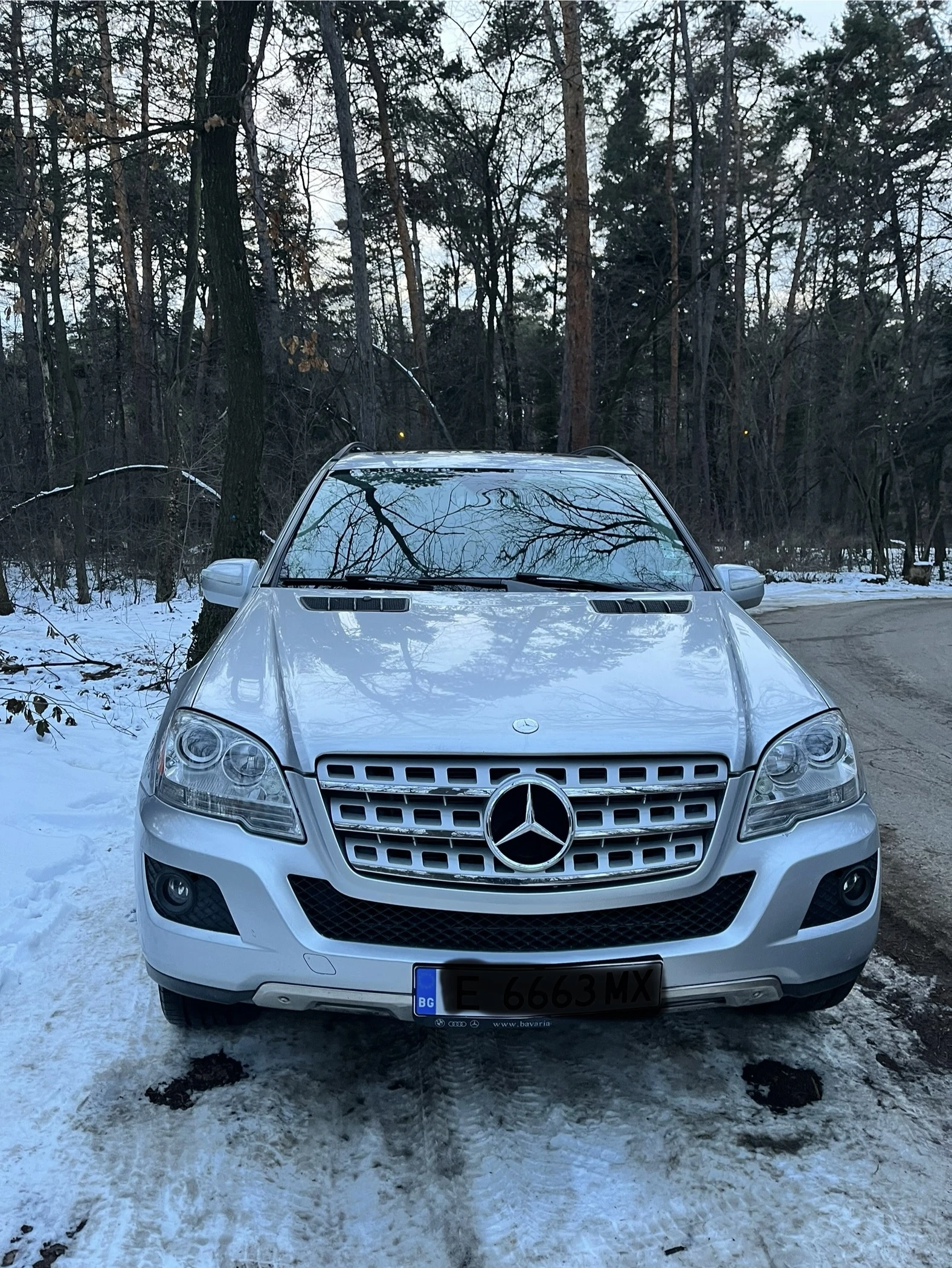 Mercedes-Benz ML 350 4matic, снимка 2 - Автомобили и джипове - 53788911