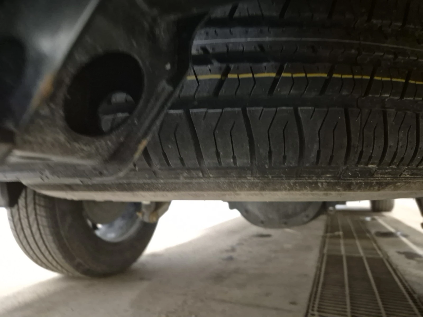 Gmc Sierra 5.3L 8cyl 4WD, снимка 14 - Автомобили и джипове - 53865884