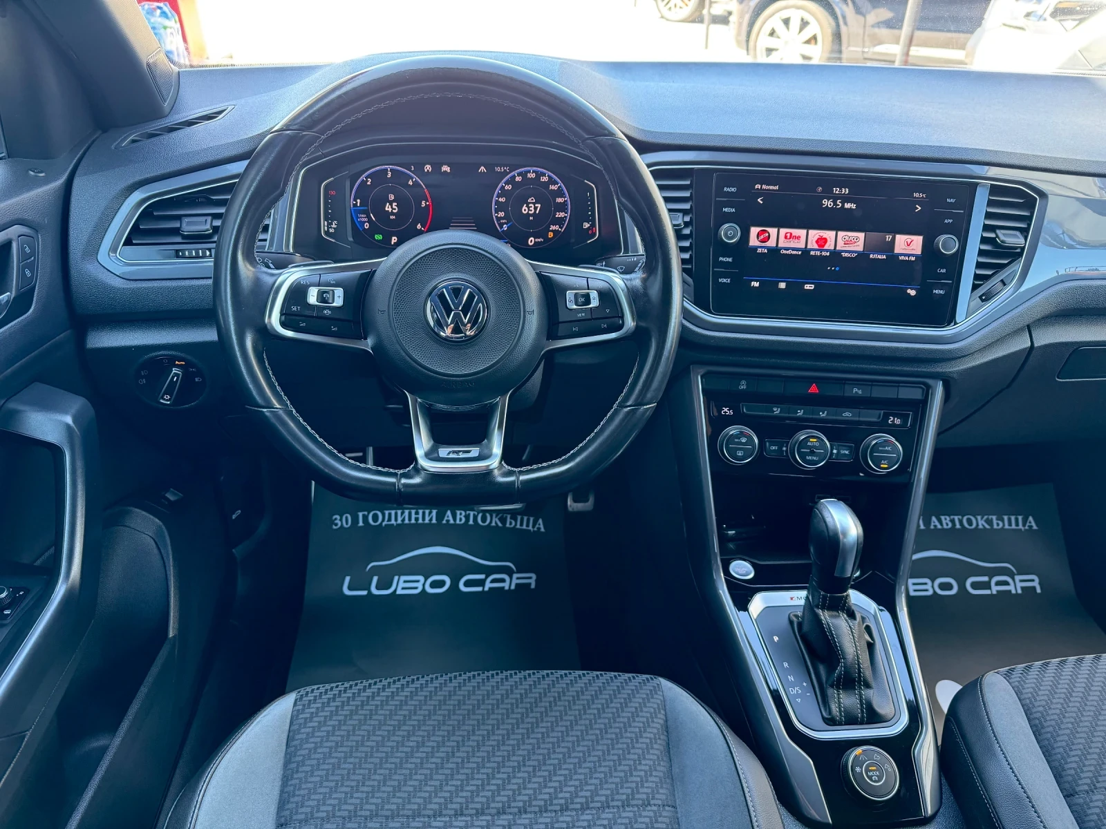 VW T-Roc 2.0TDI-R LINE-4 MOTION-KEYLESS--CAMERA-TOP, снимка 11 - Автомобили и джипове - 54138338
