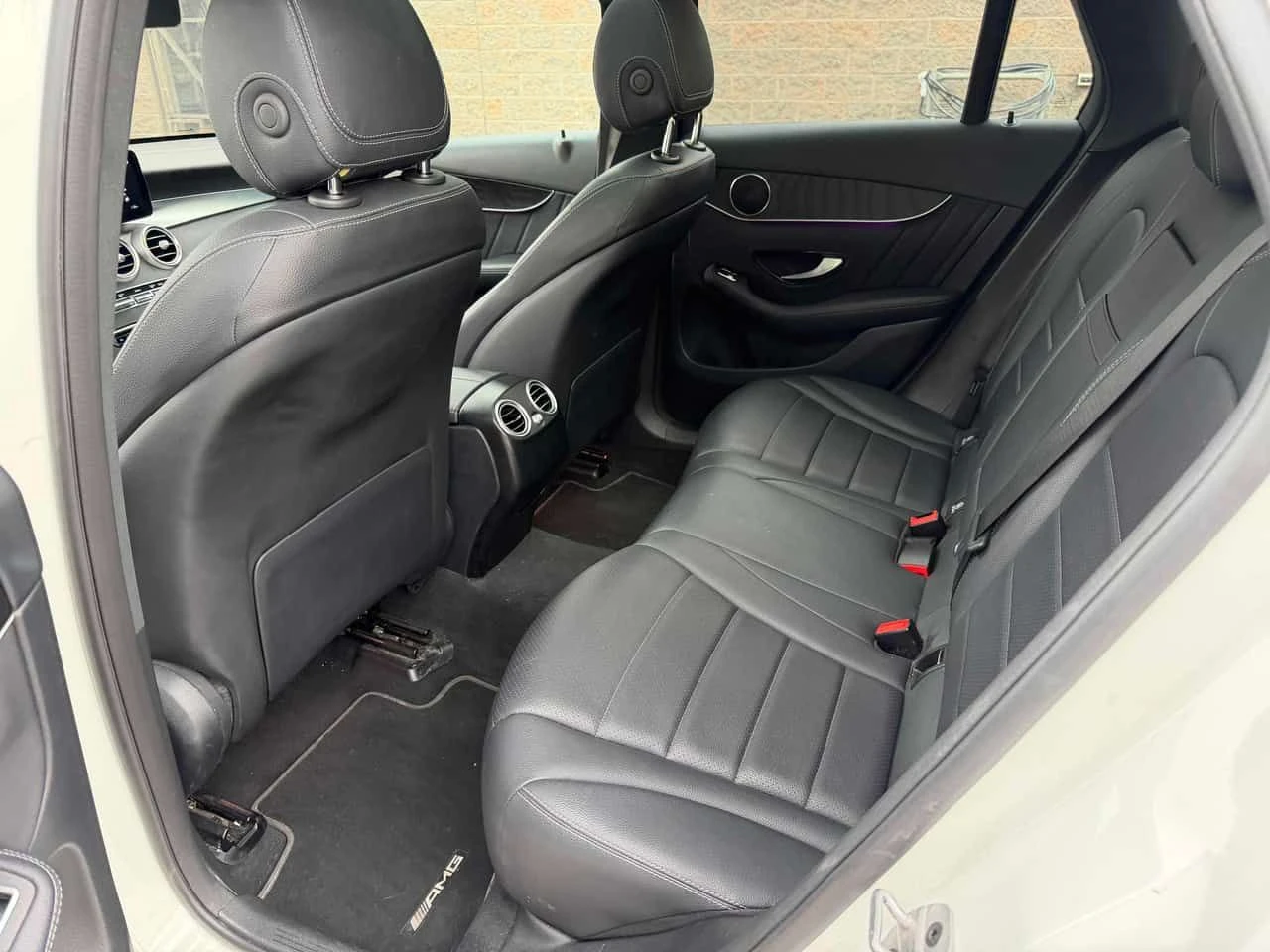 Mercedes-Benz GLC 300 * CARFAX * DISTRONIC * 360 * ПАНО, снимка 11 - Автомобили и джипове - 54597974