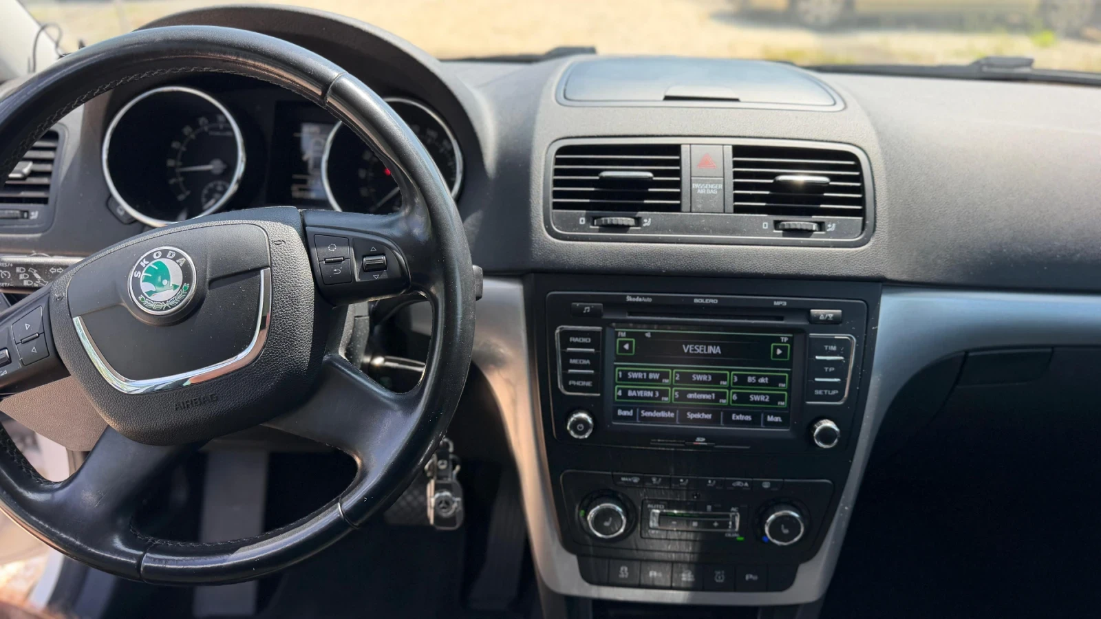 Skoda Yeti, снимка 7 - Автомобили и джипове - 54644023