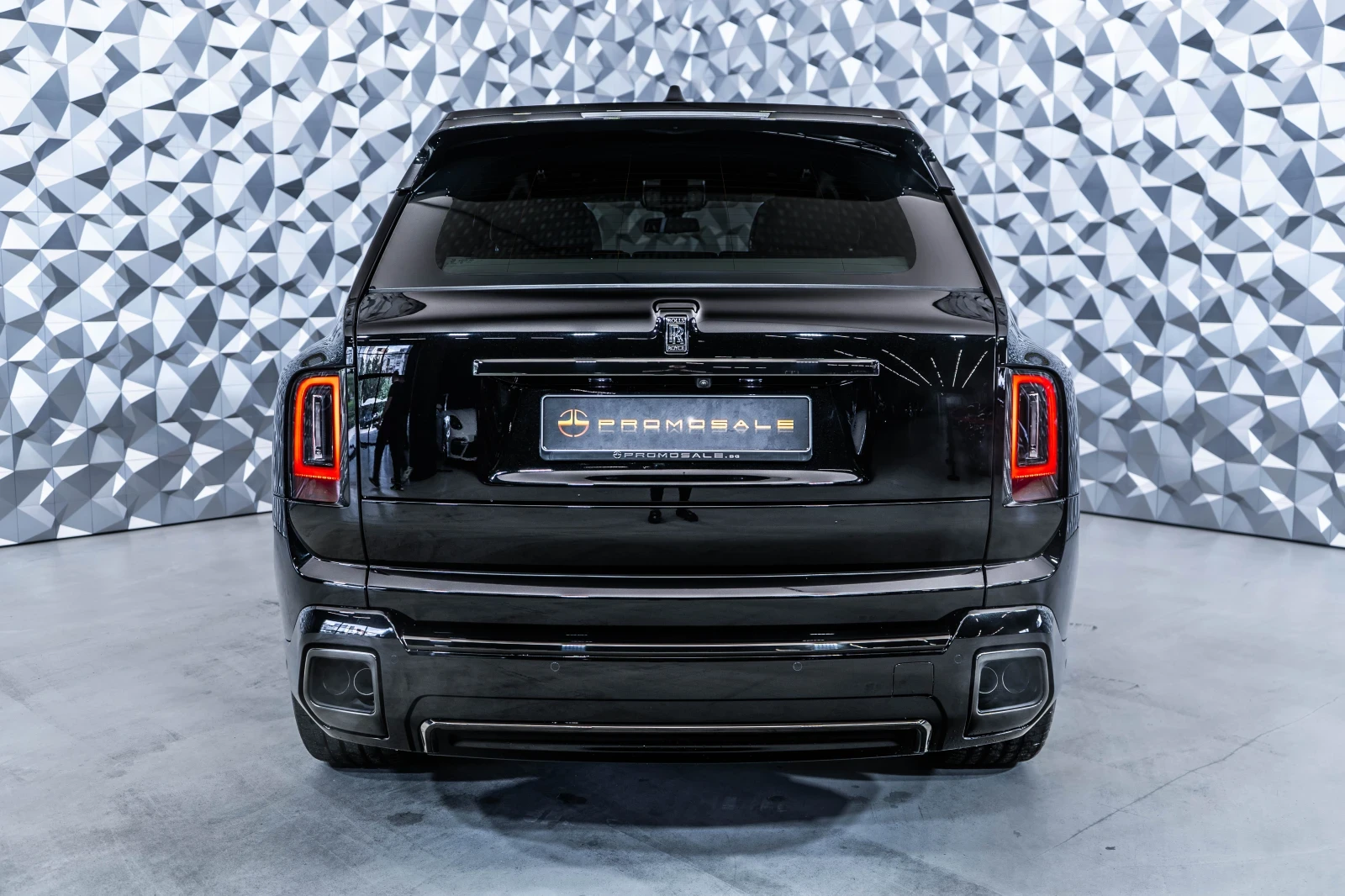 Rolls-Royce Cullinan Black Badge Series II* Лизинг, снимка 6 - Автомобили и джипове - 54779471
