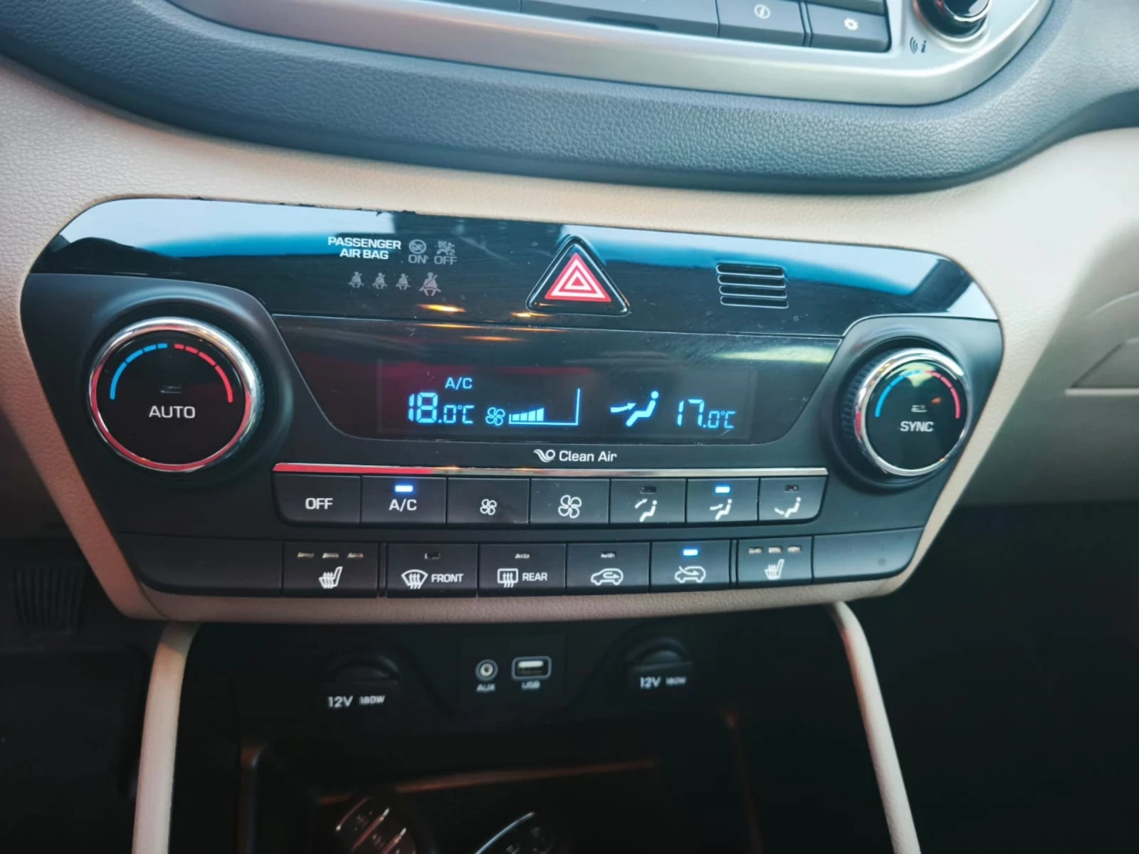 Hyundai Tucson 1.7TDI 94000???, снимка 10 - Автомобили и джипове - 55401656