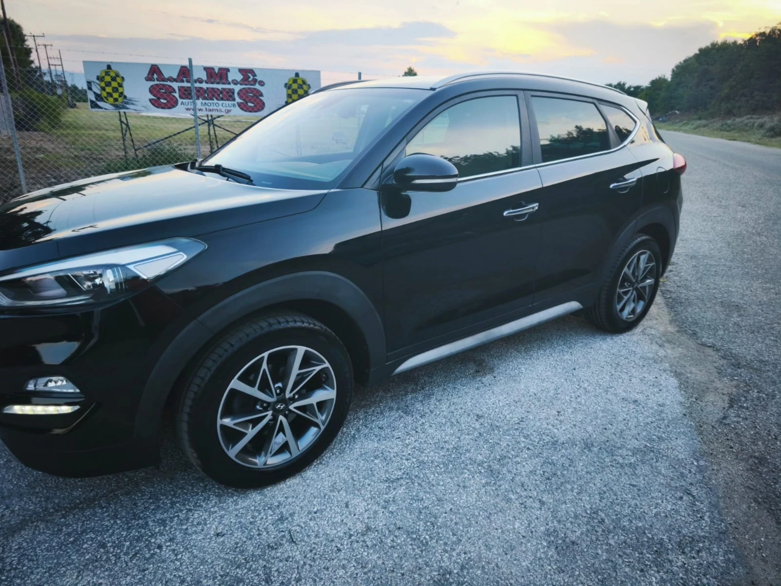 Hyundai Tucson 1.7TDI 94000???, снимка 7 - Автомобили и джипове - 55401656