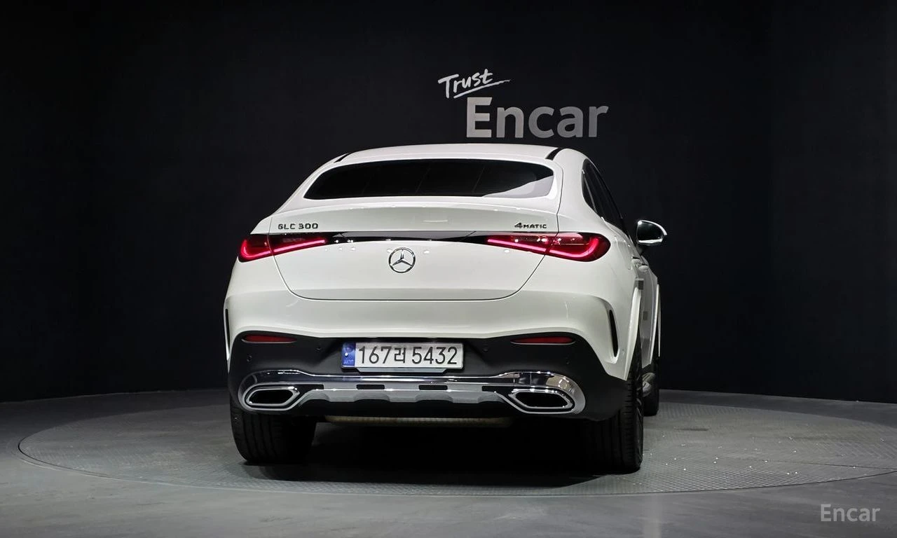 Mercedes-Benz GLC 300 4MATIC* COUPE* AMG* HEAD UP* ОБДУХ* КРАЙНА ЦЕНА, снимка 4 - Автомобили и джипове - 55534502