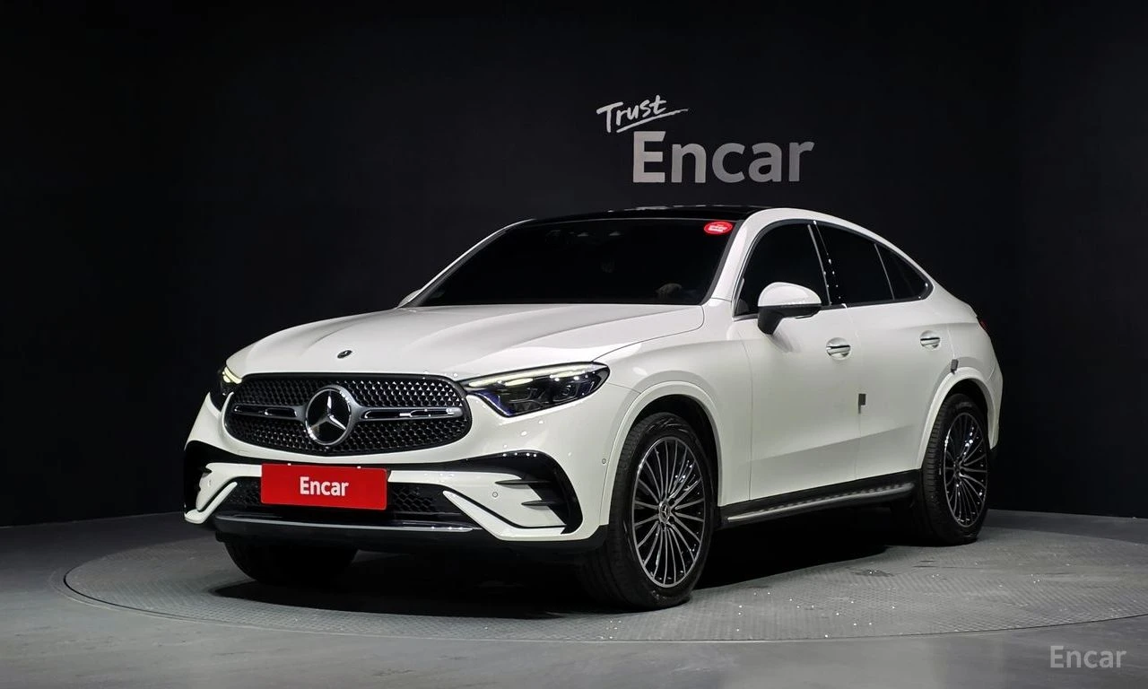 Mercedes-Benz GLC 300 4MATIC* COUPE* AMG* HEAD UP* ОБДУХ* КРАЙНА ЦЕНА
