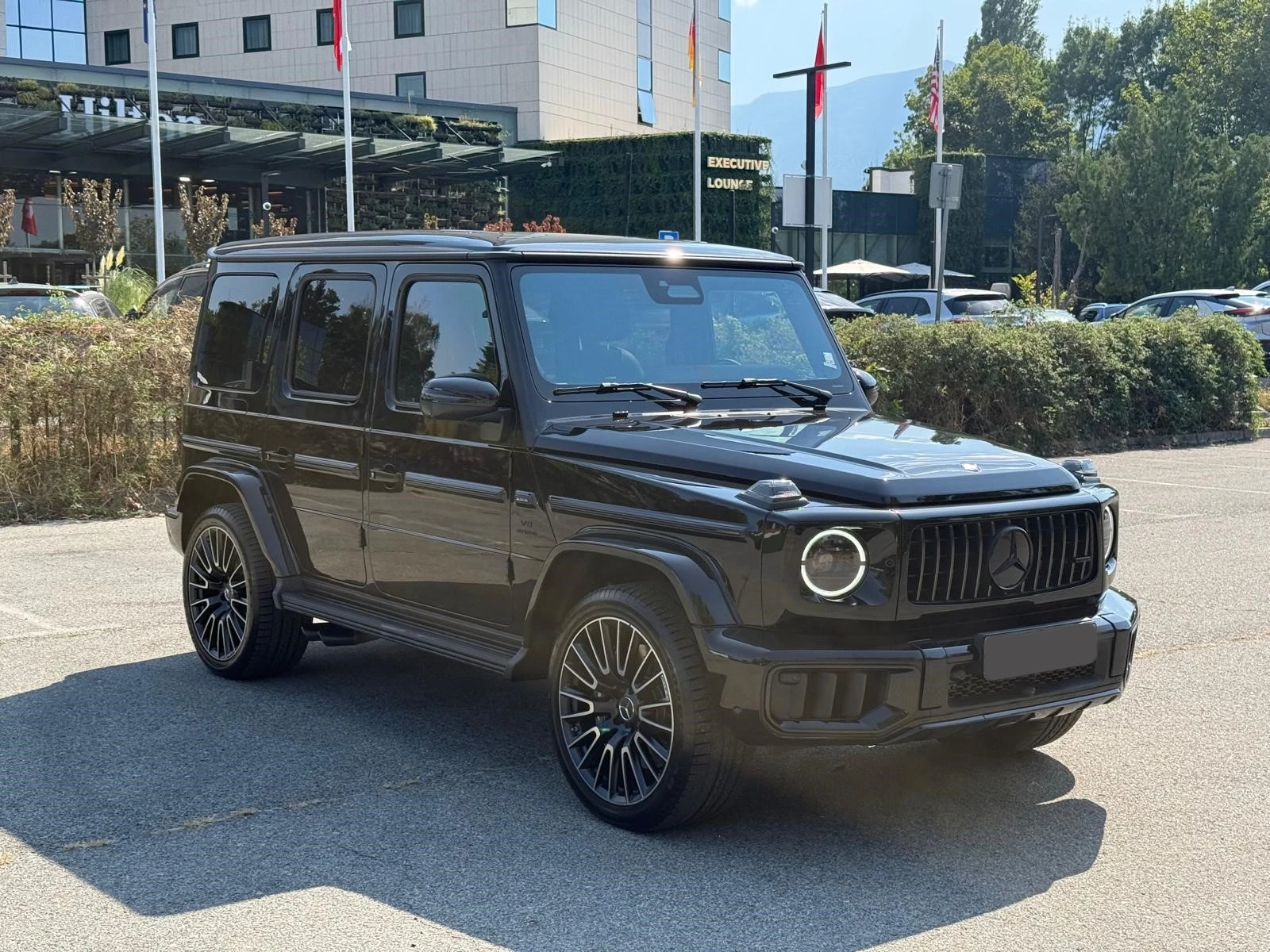 Mercedes-Benz G 63 AMG Facelift/Carbon/A22, снимка 2 - Автомобили и джипове - 56107882