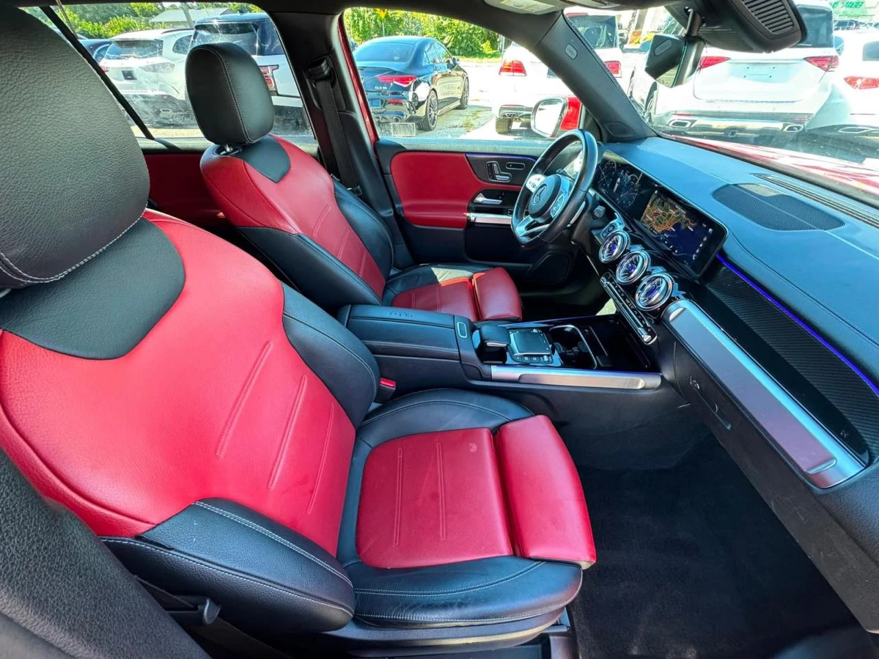 Mercedes-Benz GLB 250, снимка 5 - Автомобили и джипове - 56341706