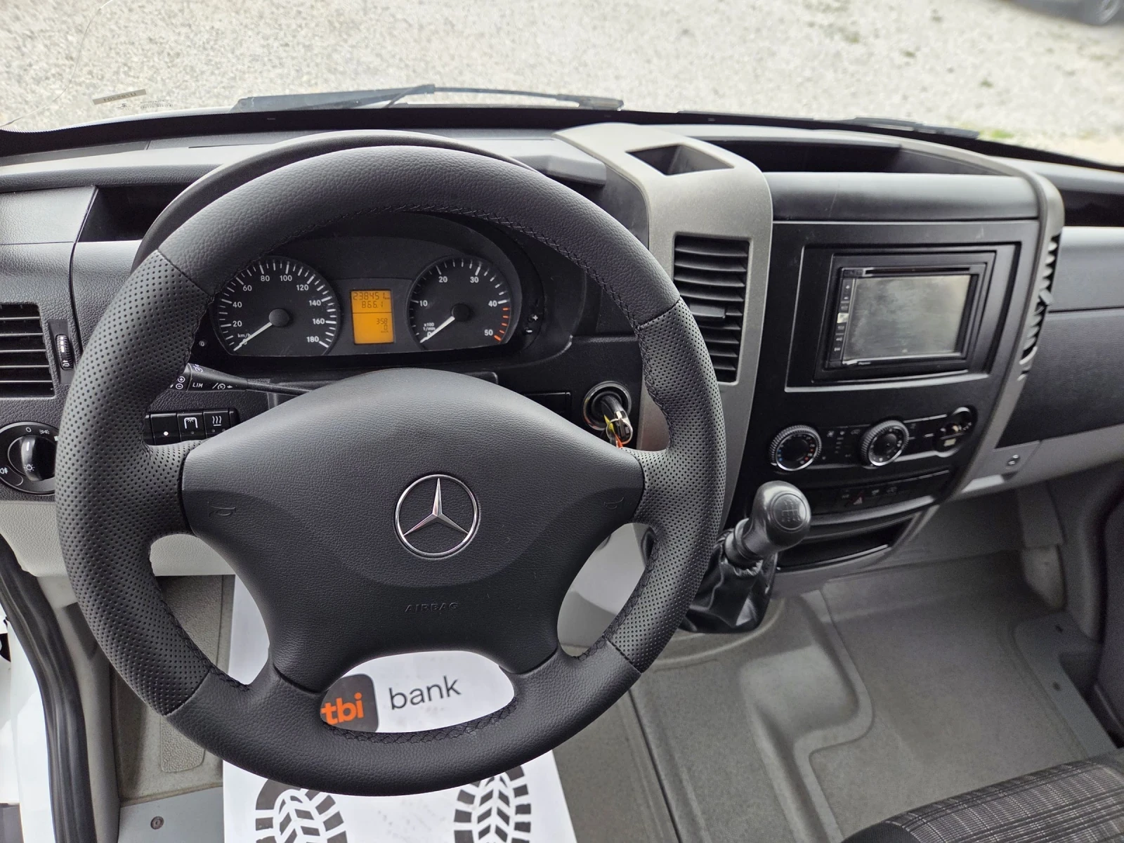 Mercedes-Benz Sprinter 316 CDI, Климатик, Падащ борд, Темпомат, Нави, снимка 10 - Бусове и автобуси - 54033464