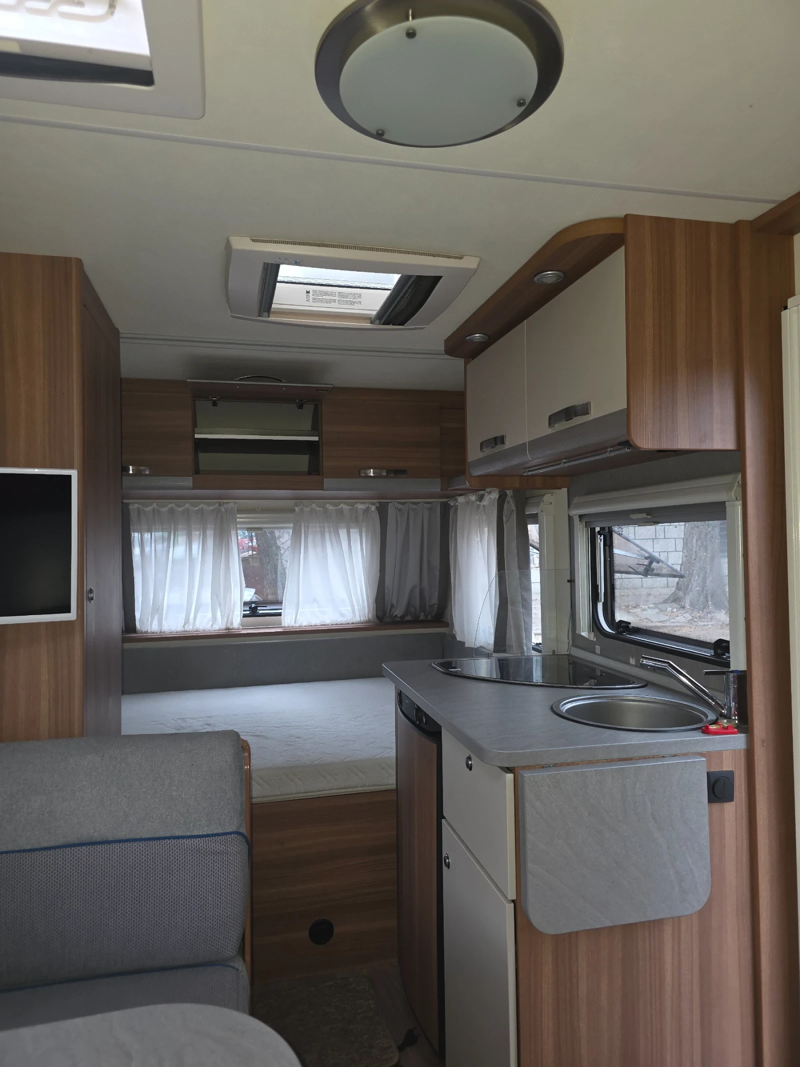 �������� Weinsberg Cara one 390 | Mobile.bg � ����������� 16