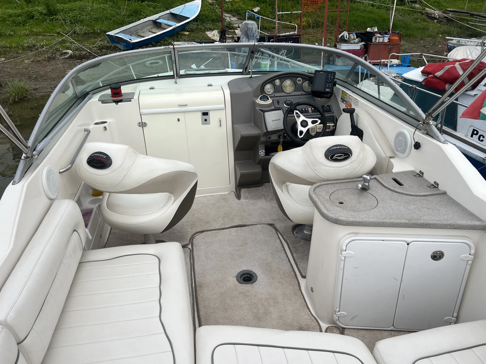 ������� ���� Rinker 230 C 5.0 GXI SX | Mobile.bg � ����������� 13