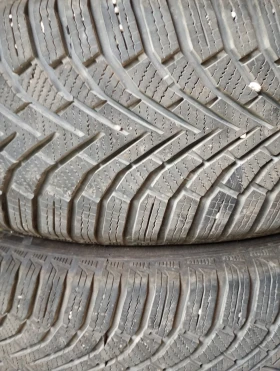 Гуми Зимни 215/65R16, снимка 2