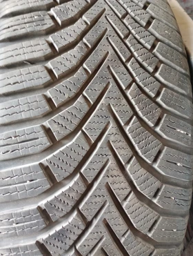 Гуми Зимни 215/65R16, снимка 4