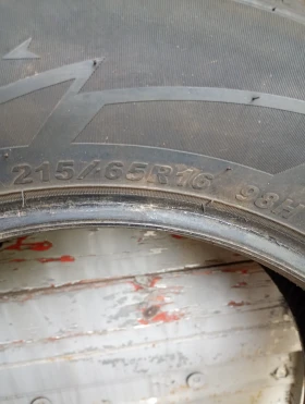 Гуми Зимни 215/65R16, снимка 6