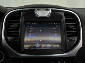 Chrysler 300c 3.6, снимка 16