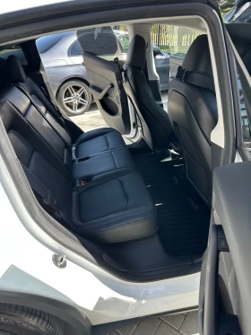 Tesla Model Y Performance Европейска с гаранция, снимка 8