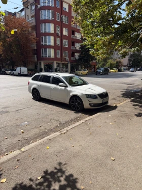 Skoda Octavia Комби, снимка 3