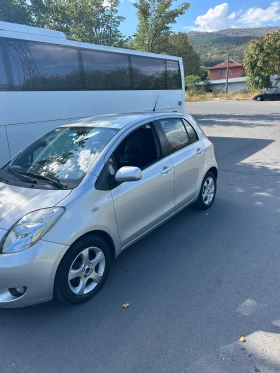 Toyota Yaris 1.3 VVT-I, снимка 6