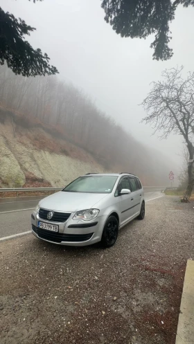 VW Touran - 5300 € / 10365.90 лв. - 93621989 2
