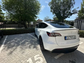 ����� �� �������� �� Tesla Model Y Performance ���������� � ��������