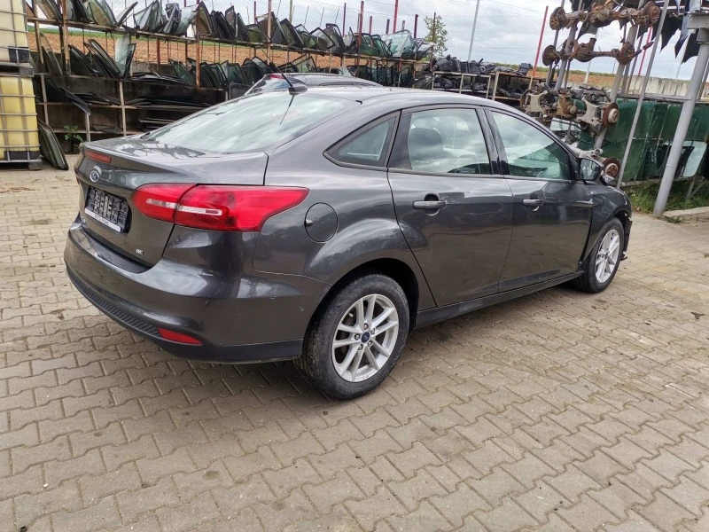 Ford Focus 2.0, снимка 1 - Автомобили и джипове - 40674178