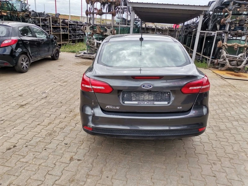 Ford Focus 2.0, снимка 3 - Автомобили и джипове - 40674178