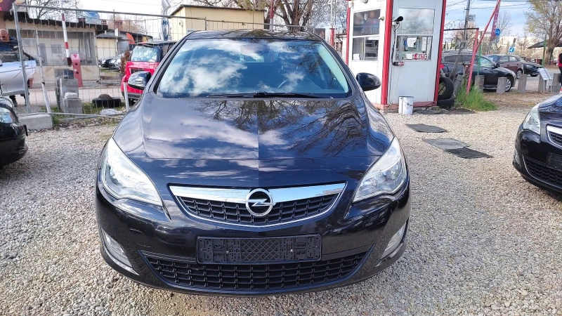 Opel Astra БЕНЗИН , снимка 2 - Автомобили и джипове - 44935255