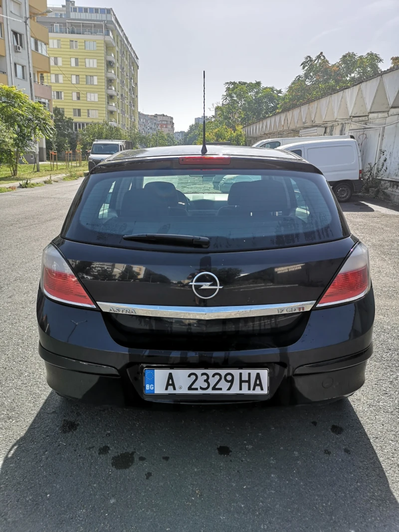 Opel Astra 1.7 cdti , снимка 2 - Автомобили и джипове - 47654577