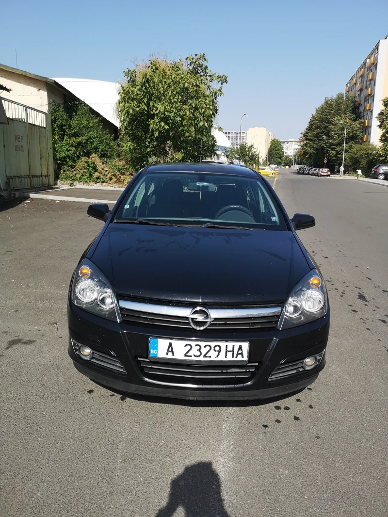 Opel Astra 1.7 cdti , снимка 1 - Автомобили и джипове - 47654577