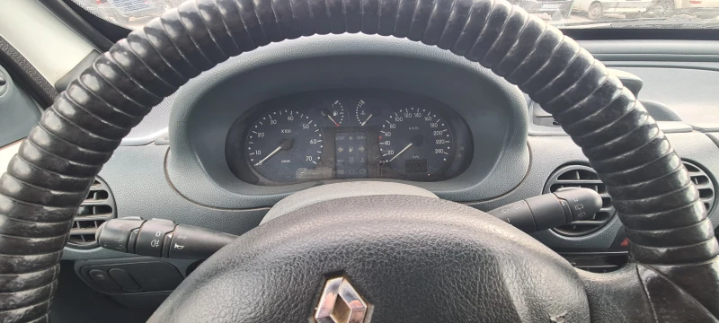 Renault Kangoo 1.9d, снимка 6 - Автомобили и джипове - 48068217