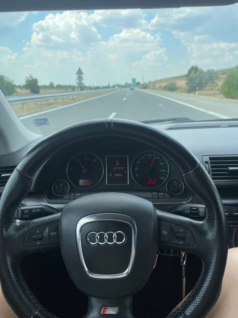 Audi A4 2.0 TDI, снимка 6 - Автомобили и джипове - 48758028